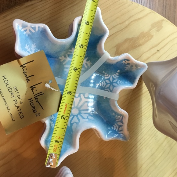 Nicole Miller Snowflake Christmas Melamine Platter 19” with 8 Side Dishes 7” NWT - Picture 6 of 10